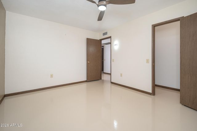 9506 W COUNTRY CLUB Drive W, Sun City, AZ 85373