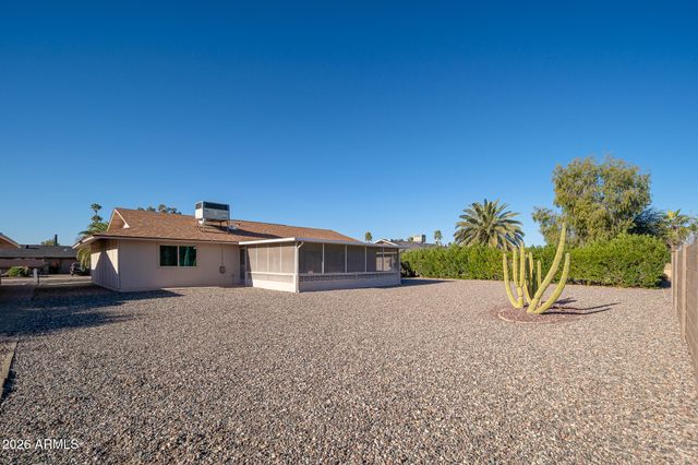 9506 W COUNTRY CLUB Drive W, Sun City, AZ 85373