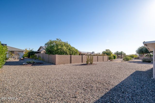 9506 W COUNTRY CLUB Drive W, Sun City, AZ 85373