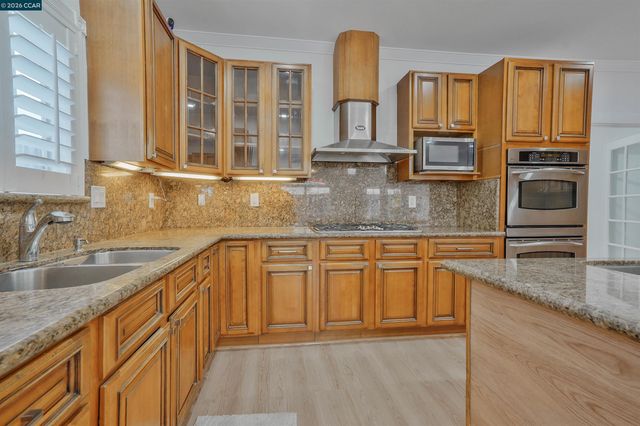 1164 Morello Ave, Martinez, CA 94553