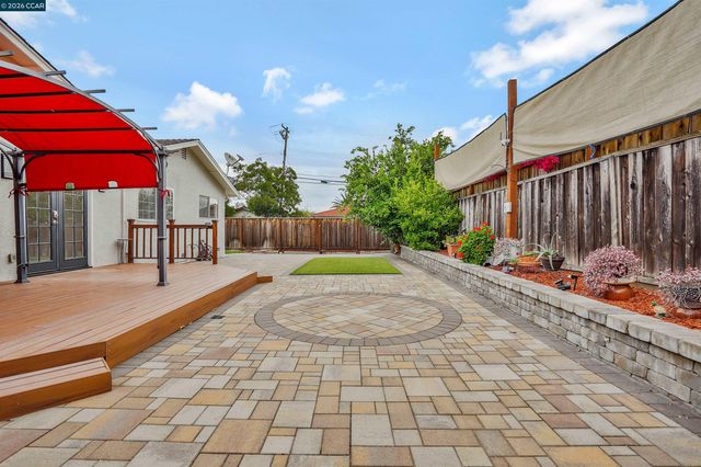 1164 Morello Ave, Martinez, CA 94553