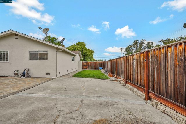 1164 Morello Ave, Martinez, CA 94553