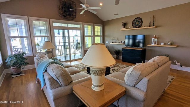 403 Alabama Avenue Unit B, Carolina Beach, NC 28428