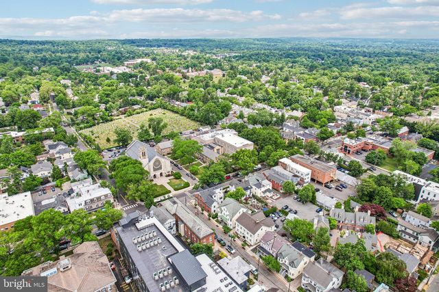 12 CHARLTON ST, Princeton, NJ 08540