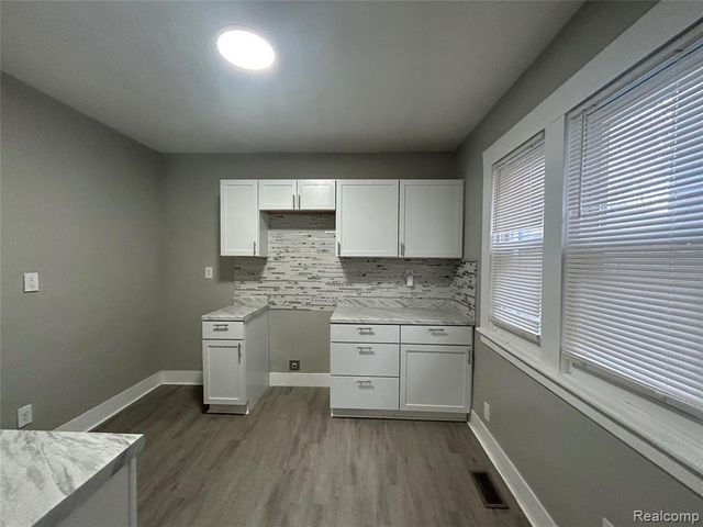 1933 Taylor Street, Detroit, MI 48206