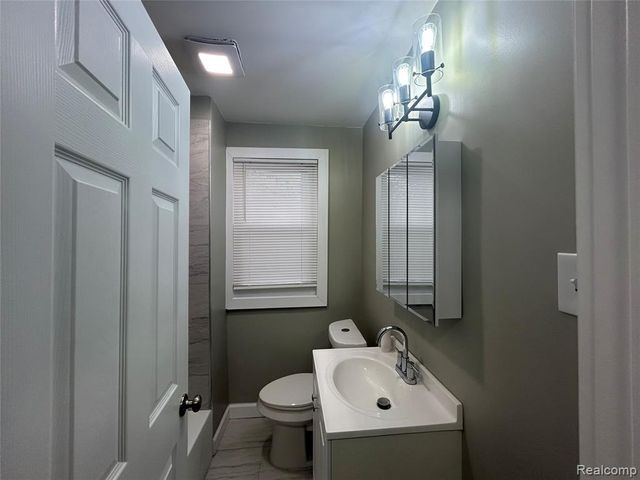 1933 Taylor Street, Detroit, MI 48206
