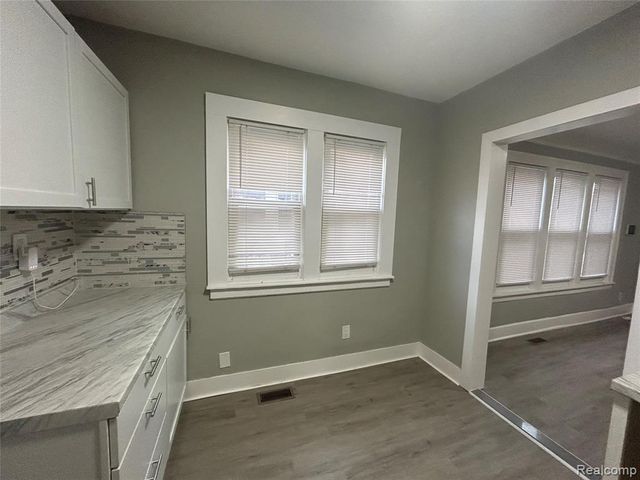 1933 Taylor Street, Detroit, MI 48206