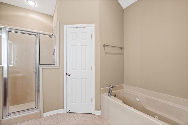 1254 ISLE POINTE DR, Memphis, TN 38103