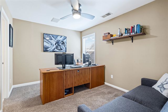 1254 ISLE POINTE DR, Memphis, TN 38103