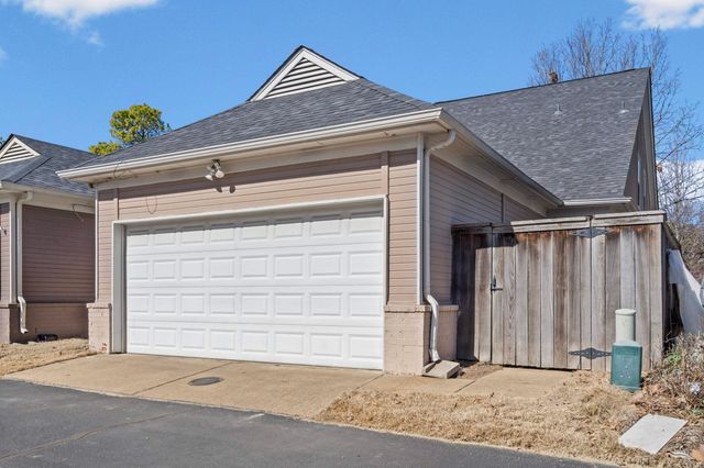 1254 ISLE POINTE DR, Memphis, TN 38103