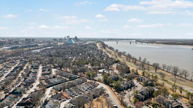 1254 ISLE POINTE DR, Memphis, TN 38103