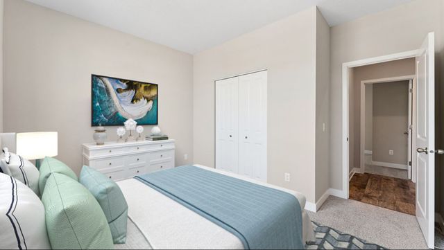 2156 Bluff Heights Drive, Shakopee, MN 55379