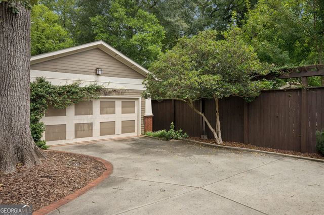 1248 Stillwood Drive NE, Atlanta, GA 30306