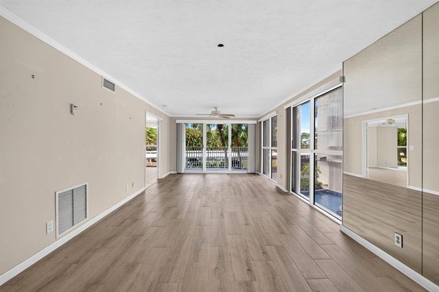 3901 S Flagler Drive 204, West Palm Beach, FL 33405