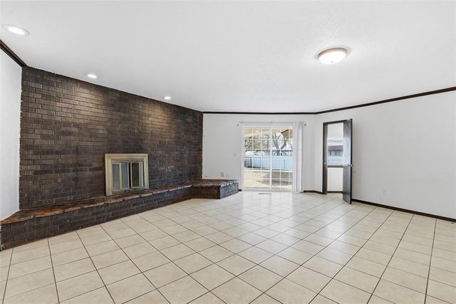 7700 S Country Club Drive, Oklahoma City, OK 73159