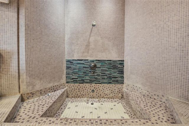 7700 S Country Club Drive, Oklahoma City, OK 73159