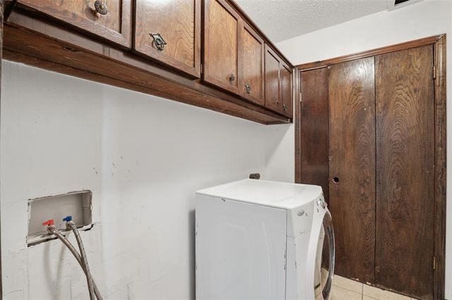 7700 S Country Club Drive, Oklahoma City, OK 73159