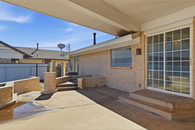 7700 S Country Club Drive, Oklahoma City, OK 73159