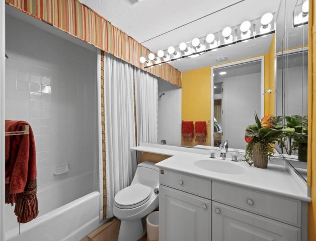 3040 GRAND BAY BOULEVARD 234, Longboat Key, FL 34228