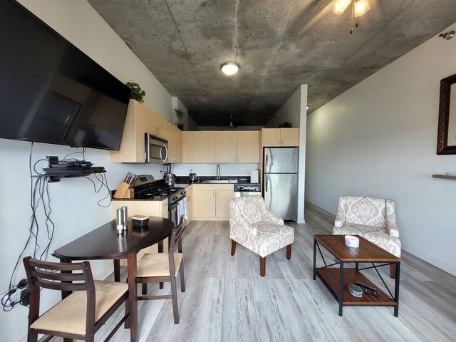 235 W Van Buren Street 2608, Chicago, IL 60607