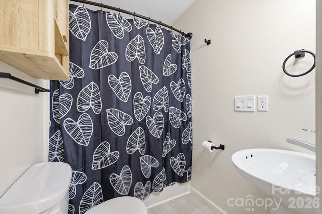 320 Meadowbrook Drive, Canton, NC 28716