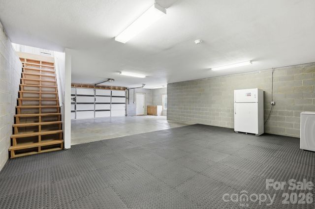 320 Meadowbrook Drive, Canton, NC 28716