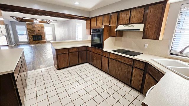9005 Tracy Drive, Oklahoma City, OK 73132