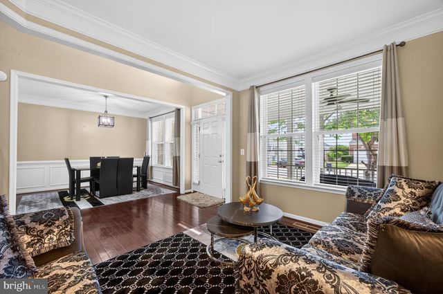 15198 JENNERETTE LN, Woodbridge, VA 22193
