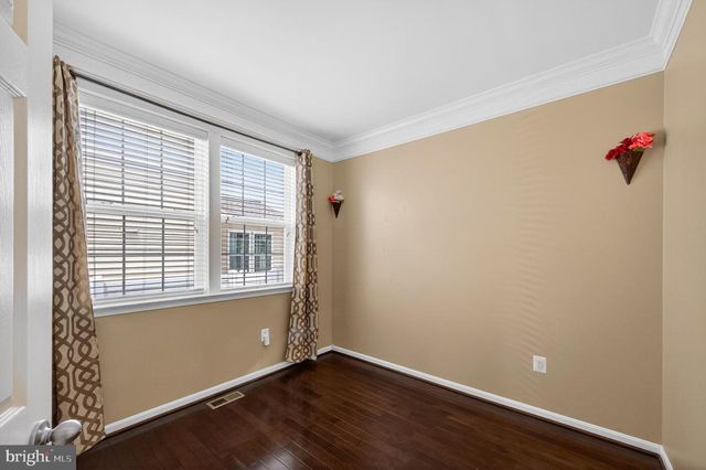 15198 JENNERETTE LN, Woodbridge, VA 22193