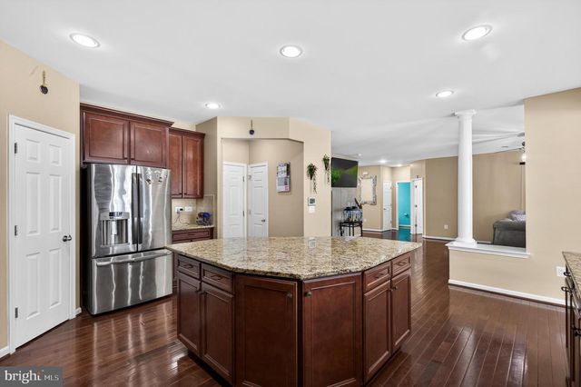 15198 JENNERETTE LN, Woodbridge, VA 22193