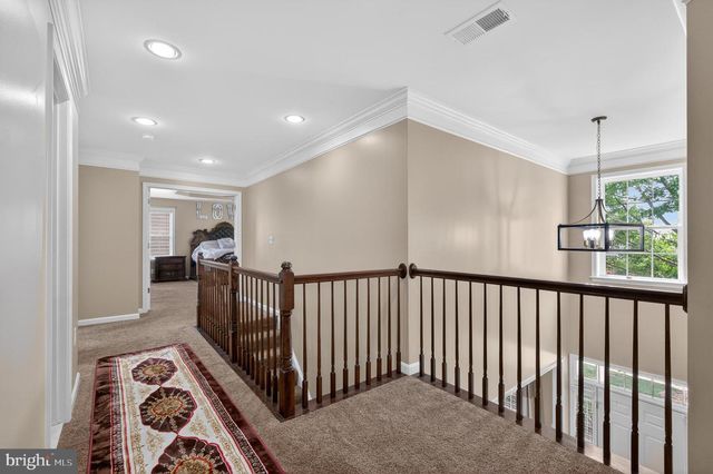 15198 JENNERETTE LN, Woodbridge, VA 22193
