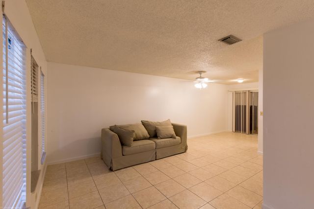 1348 Riverside Circle, Wellington, FL 33414