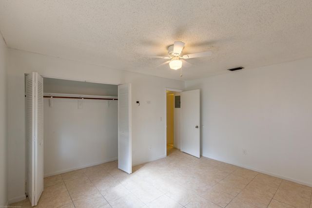 1348 Riverside Circle, Wellington, FL 33414
