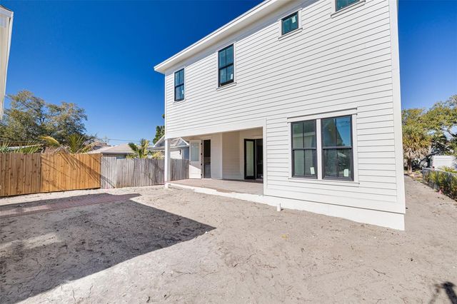 2420 3RD AVENUE S, St Petersburg, FL 33712