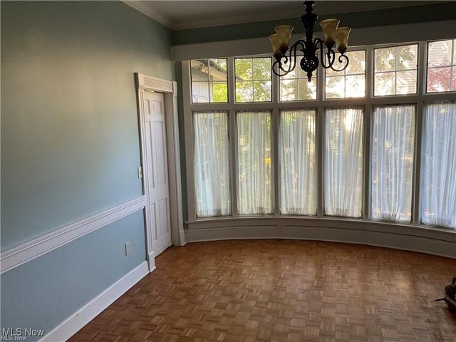 861 S Lincoln Avenue, Salem, OH 44460