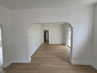 2326 SW 9th St 1, Miami, FL 33135