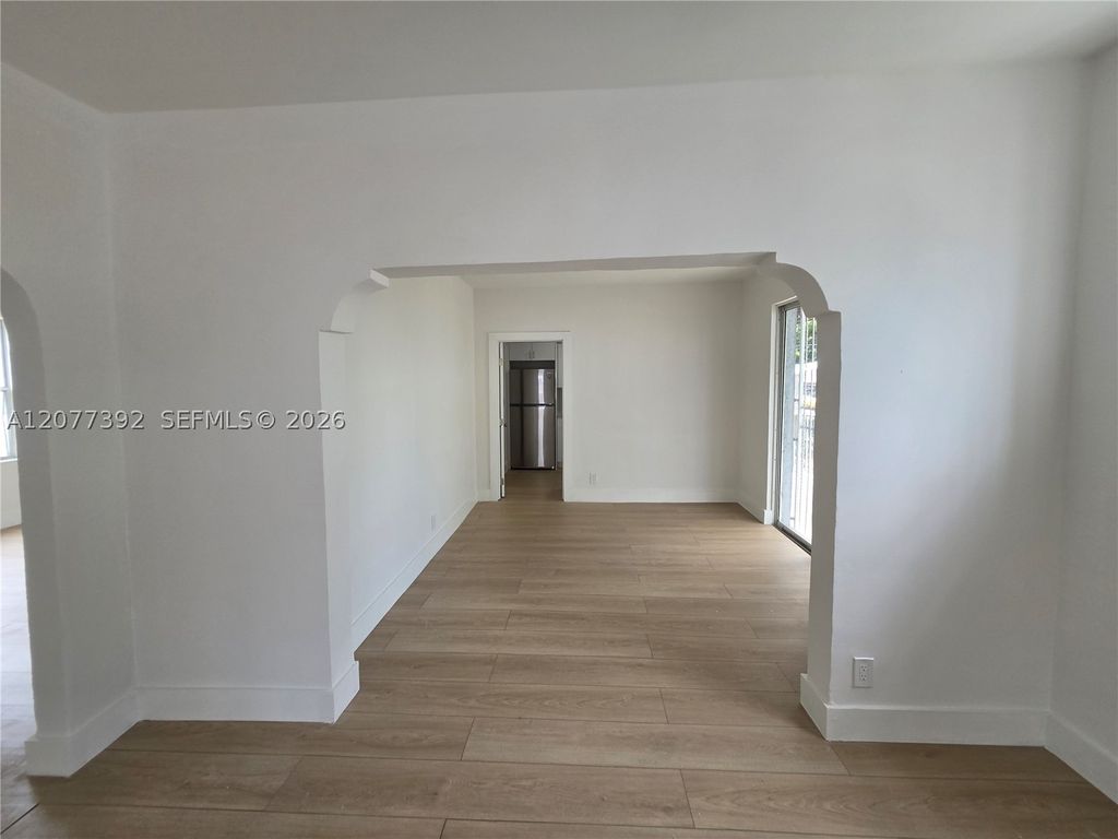 2326 SW 9th St 1, Miami, FL 33135