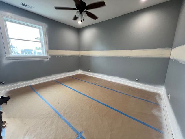 600 N Pine Avenue, Chicago, IL 60644