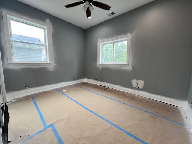 600 N Pine Avenue, Chicago, IL 60644