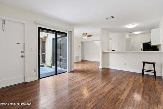 1411 Sheafe Avenue NE 102, Palm Bay, FL 32905