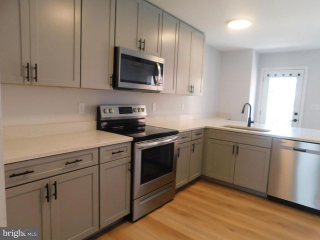 916 S LOUDOUN ST, Winchester, VA 22601
