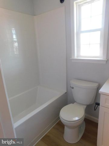 916 S LOUDOUN ST, Winchester, VA 22601