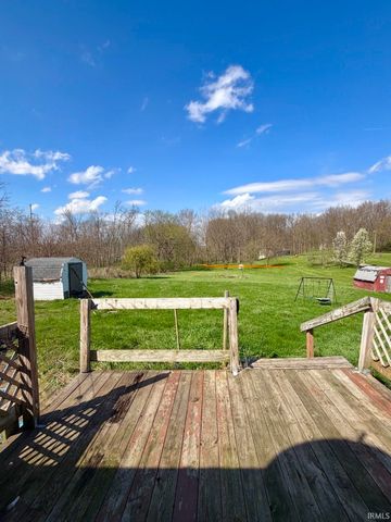 2121 E Mapes Road, Kendallville, IN 46755