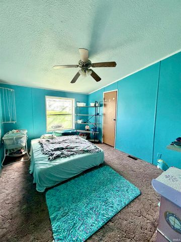 2121 E Mapes Road, Kendallville, IN 46755
