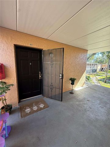 4724 CHRISTA COURT 322, Tampa, FL 33614