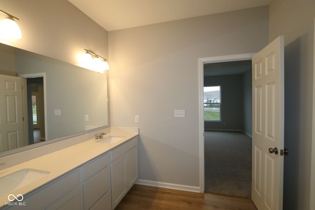 10716 Mangrove Drive, Indianapolis, IN 46239