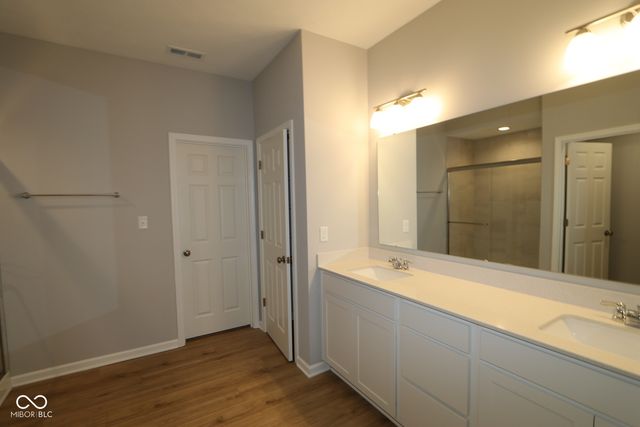 10716 Mangrove Drive, Indianapolis, IN 46239