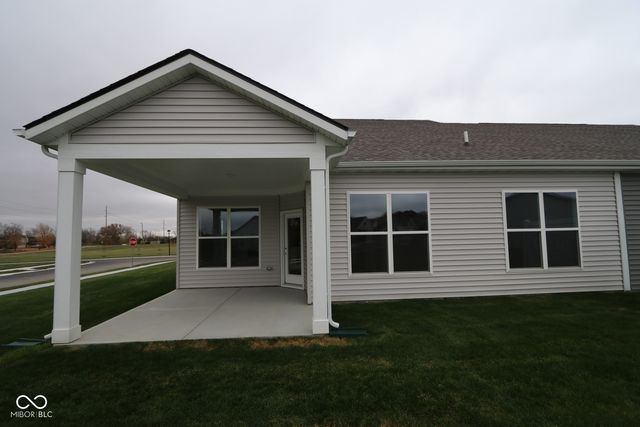 10716 Mangrove Drive, Indianapolis, IN 46239