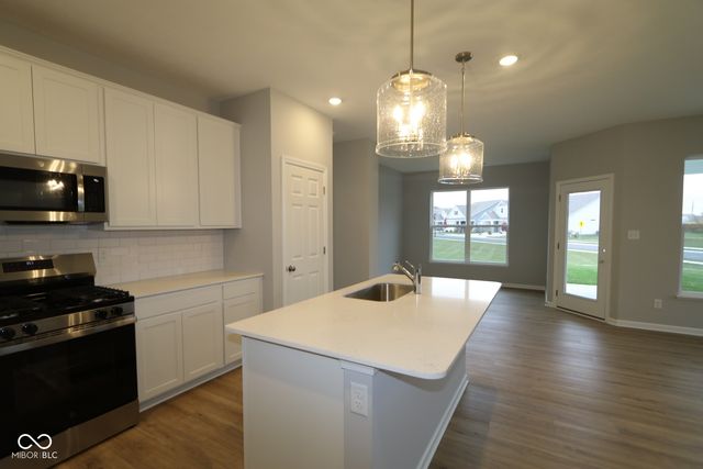 10716 Mangrove Drive, Indianapolis, IN 46239