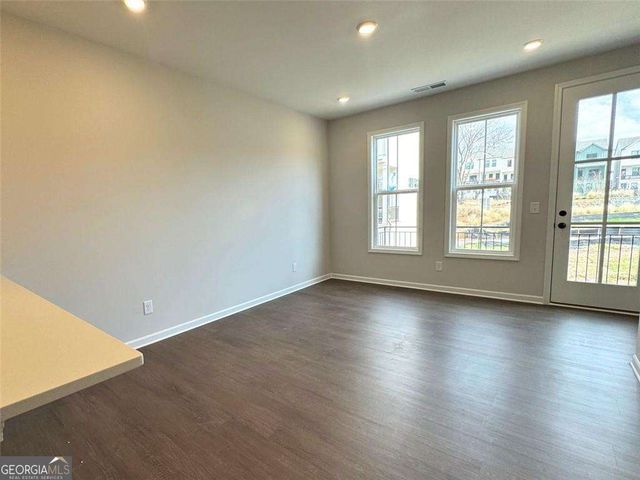 1369 Breezy Circle SE 98, Atlanta, GA 30315